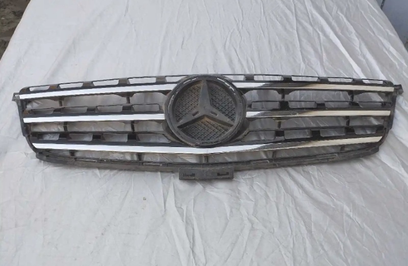 Решетка радиатора на Mercedes M ML GLE-Class W166